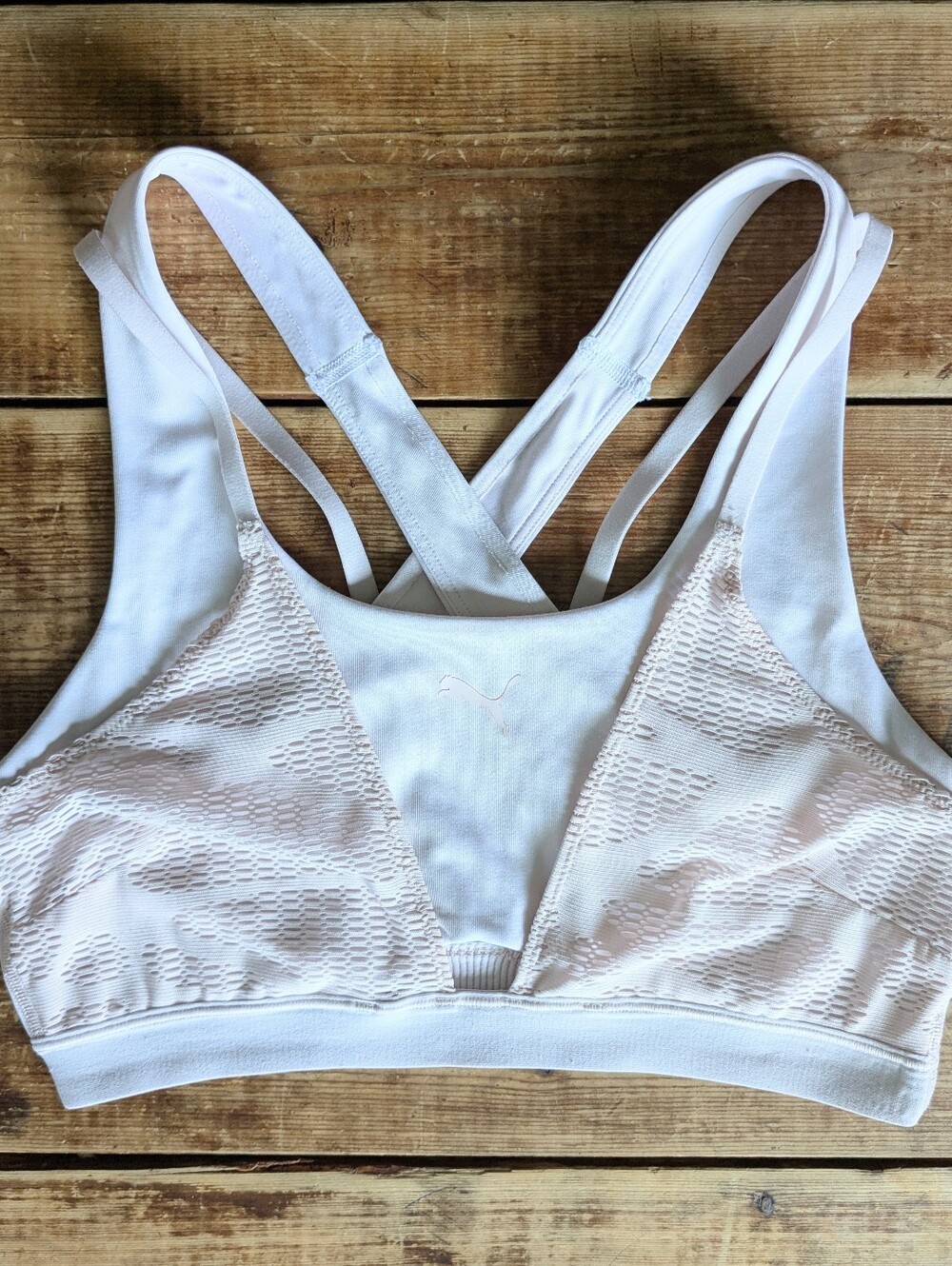 Puma Pink Mesh Cross Back Medium Support Sports Bra Women's M Yoga Pilates Gym